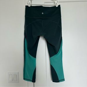 Lululemon | Capri Leggings | Teal Turquoise | Size 8